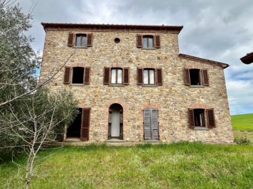 Farmhouses & Country Houses property for sale in Castiglione del Lago, Perugia, Umbria, Italy – 4 bedrooms, , €450.000 – Ref 