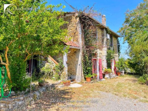 Villas property for sale in , Pisa, Tuscany, Italy – 3 bedrooms, 2 bathrooms, €395,000 – Ref casalececilia1592