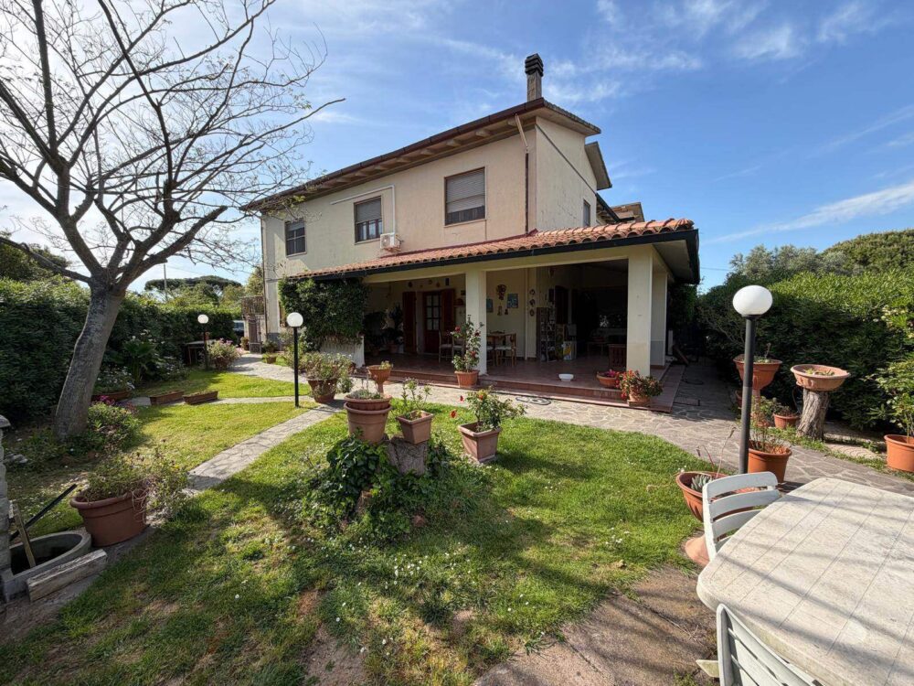 Property for sale in San Vincenzo, 1 Bedroom – Flat – Tuscany – For Sale – A3165RA2566342A