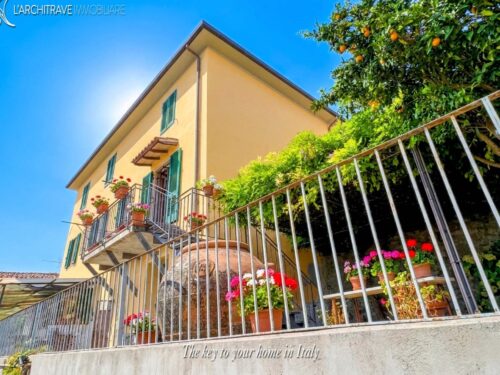 Farmhouses & Country Houses property for sale in , Pisa, Tuscany, Italy – 4 bedrooms, 2 bathrooms, €290,000 – Ref lapergola2585