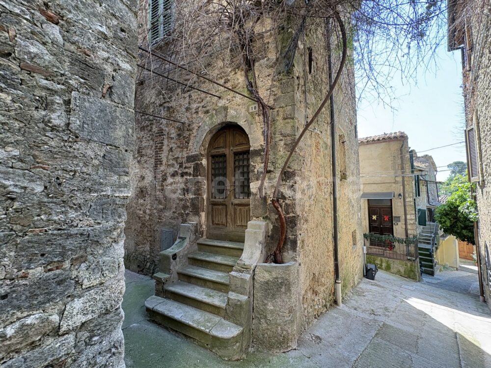 Umbria Acquasparta (TR) Historic building with authentic charm