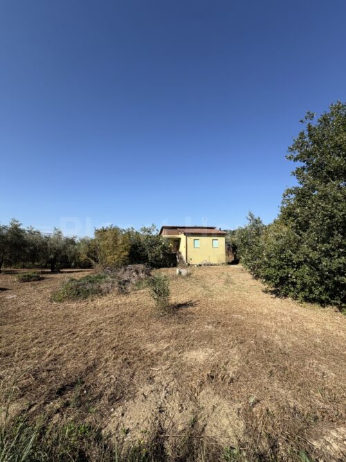 Farmhouses & Country Houses property for sale in , Terni, Umbria, Italy – 2 bedrooms, 1 bathroom, €198,000 – Ref 3929090