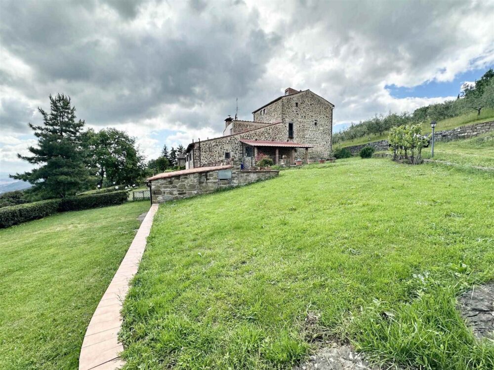 Property for sale in Fiesole, 3 Bedrooms – Villa – Tuscany – For Sale – A8312RV2573295A