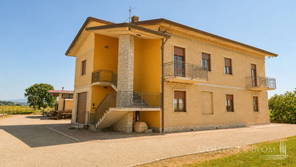 Property Montepulciano Siena Toscana Italy – MTP3843