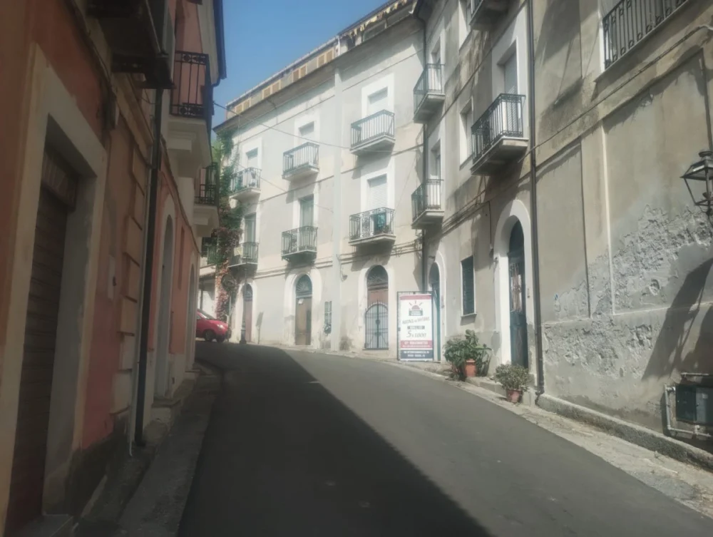 Property for sale in Scalea, Calabria, Italy – IHSIC90