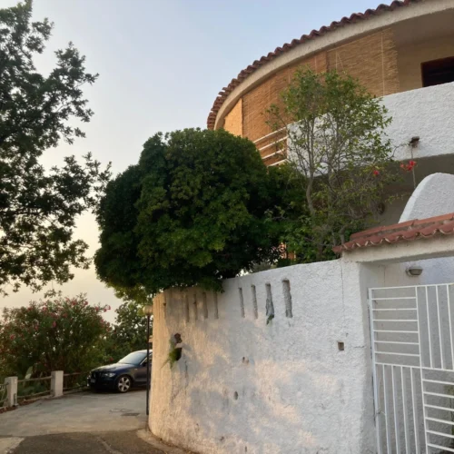 Town Houses property for sale in Falconara Albanese, Cosenza, Calabria, Italy – 3 bedrooms, 3 bathrooms, €178,000 – Ref 23QG